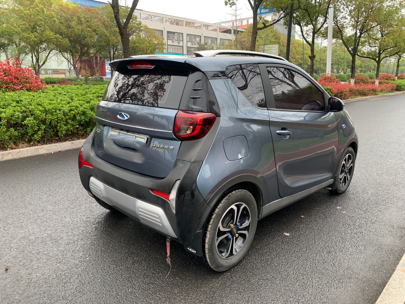 奇瑞 2022款 eQ1 甜粉款 半糖版 磷酸铁锂 30kW 301km
