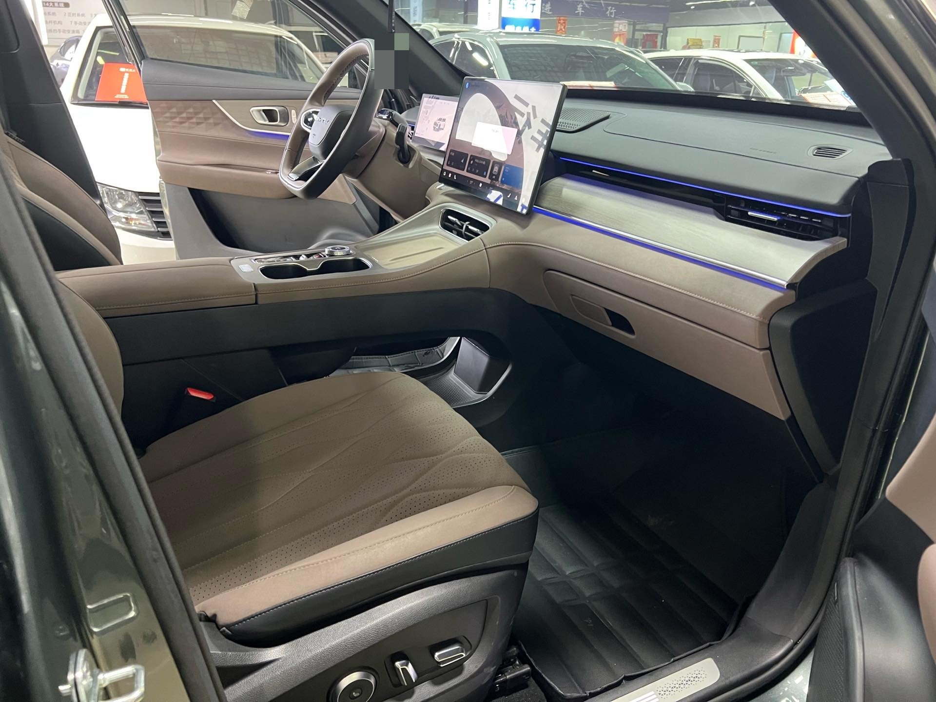 Chery 2025 Tiggo 8 PLUS 1.6TGDI 290TGDI Premium