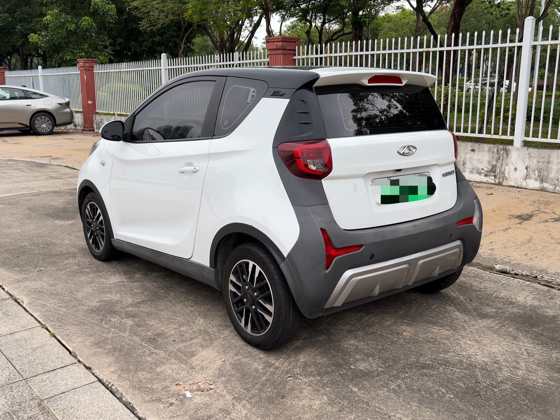 Chery 2022 eQ1 Sweet Pink Half Sugar Edition LFP 30kW 301km (Facelift)