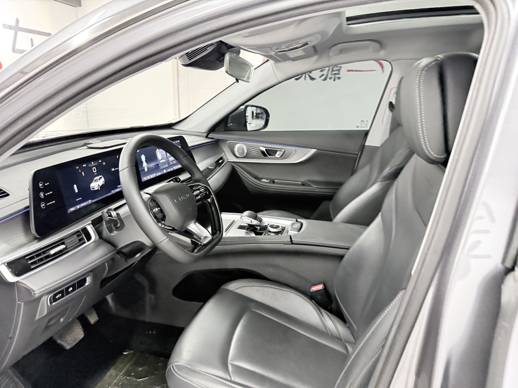 Chery 2024 Tiggo 8 PRO 1.6T 290T Champion Edition 2WD Shine 5-Seater