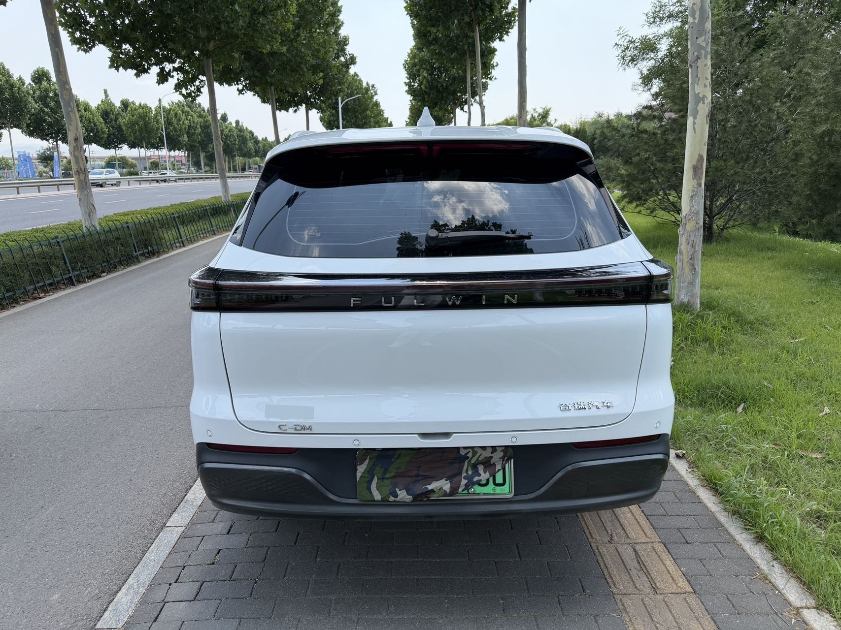奇瑞 2025款 风云T8 1.5T 130km 舒适版5座