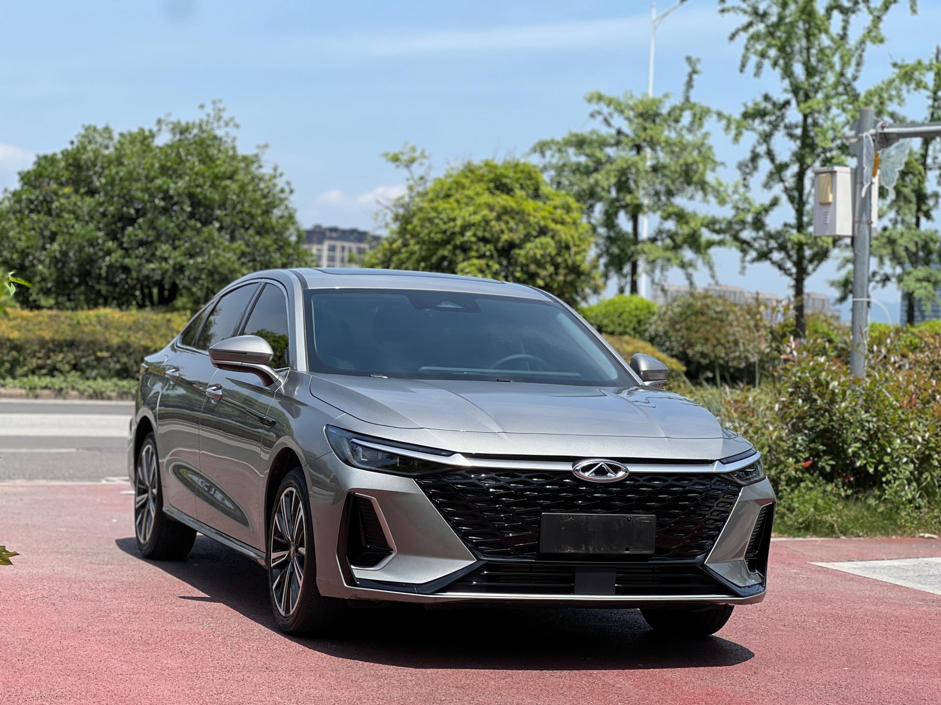 Chery 2025 Arrizo 8 1.6T Zhi