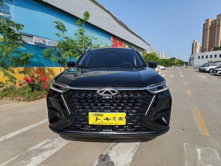 奇瑞 2025款 瑞虎8 PRO 1.6T 290T 两驱豪华版