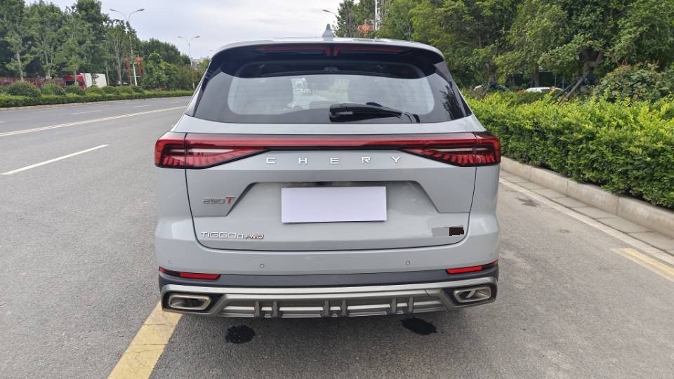 奇瑞 2022款 瑞虎8 PRO 2.0T 390T 两驱浩瀚版5座