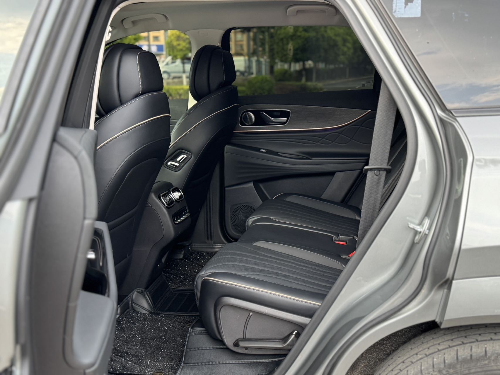 Chery 2023 Tiggo 9 2.0T 400T 2WD Premium 5-Seater