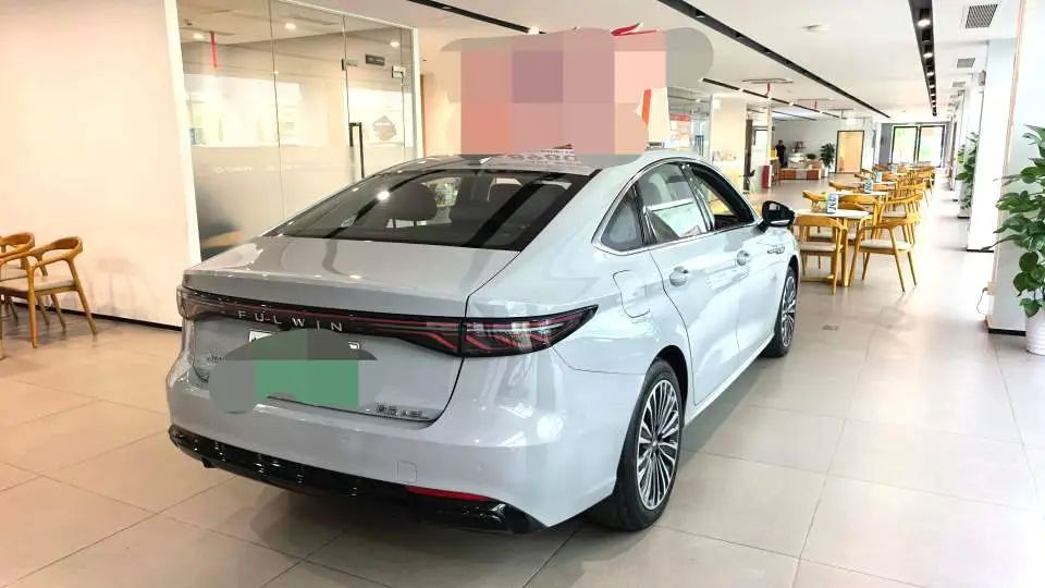 Chery 2024 Fengyun A8 1.5T 127 Yufeng Edition