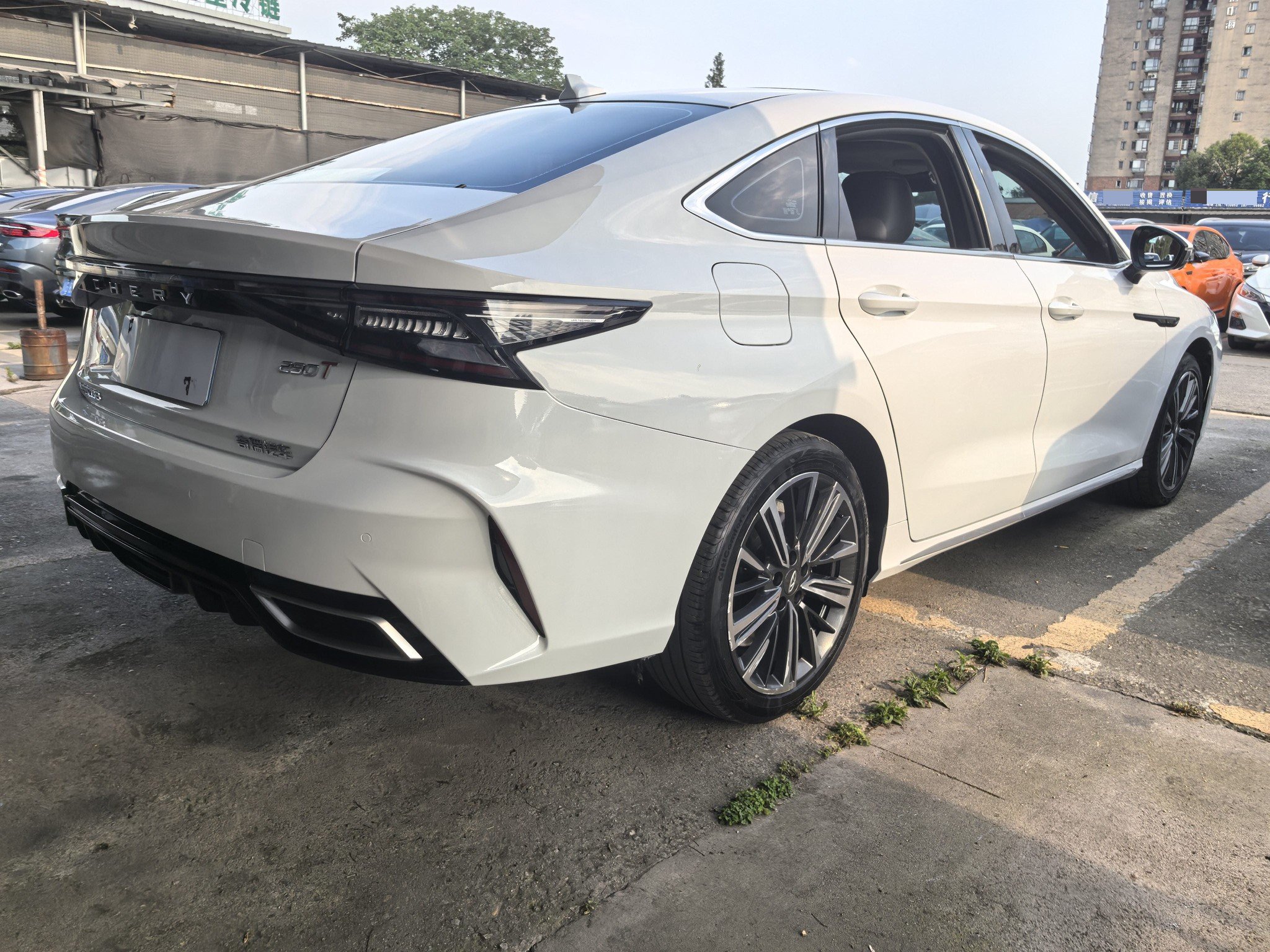 Chery 2022 Arrizo 8 1.6T Ya