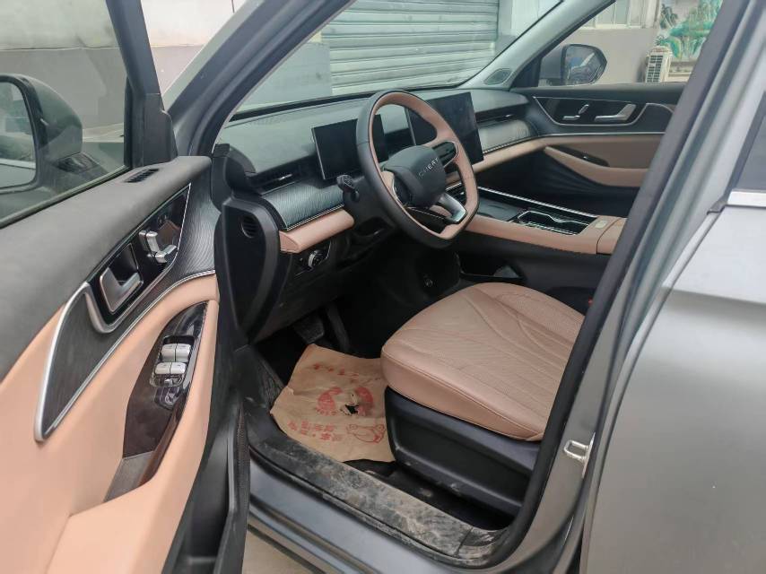 Chery 2024 Tiggo 8 L 2.0T 2WD Luxury 5-Seater