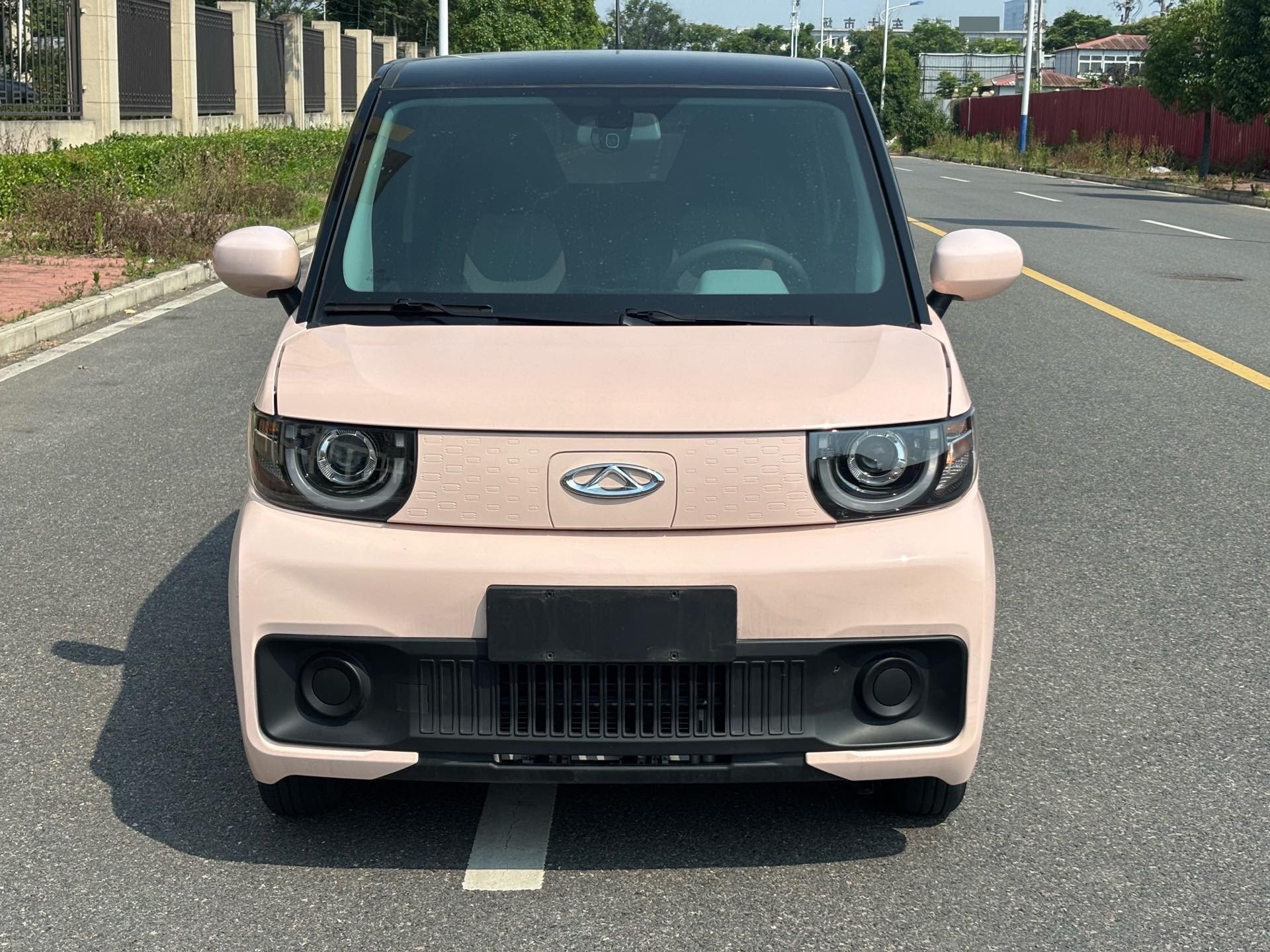 Chery 2022 QQ Ice Cream Peach Joy Sweet Peach Edition