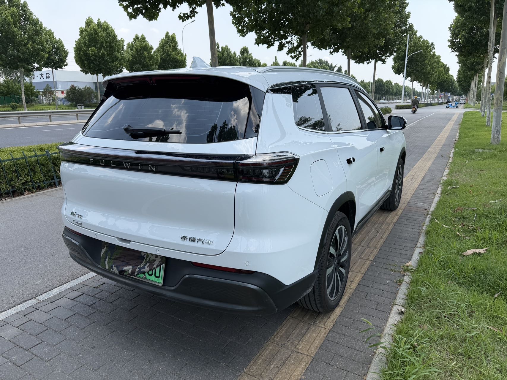 奇瑞 2025款 风云T8 1.5T 130km 舒适版5座
