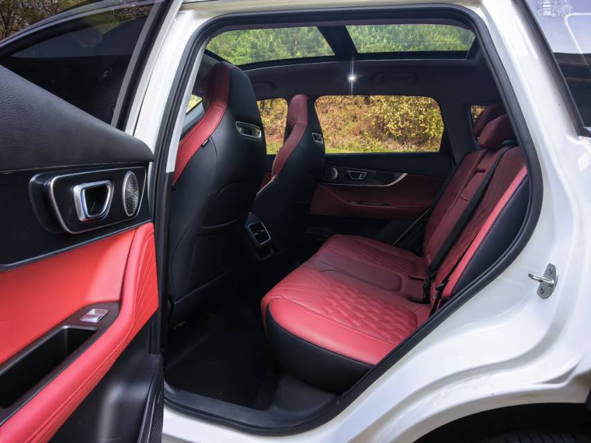 Chery 2023 Tiggo 7 PLUS 1.6TGDI Luxury
