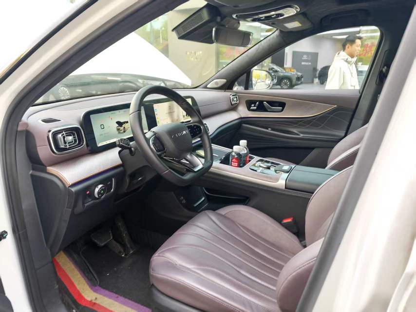 Chery 2025 Tiggo 9 2.0T 2WD Premium 5-Seater