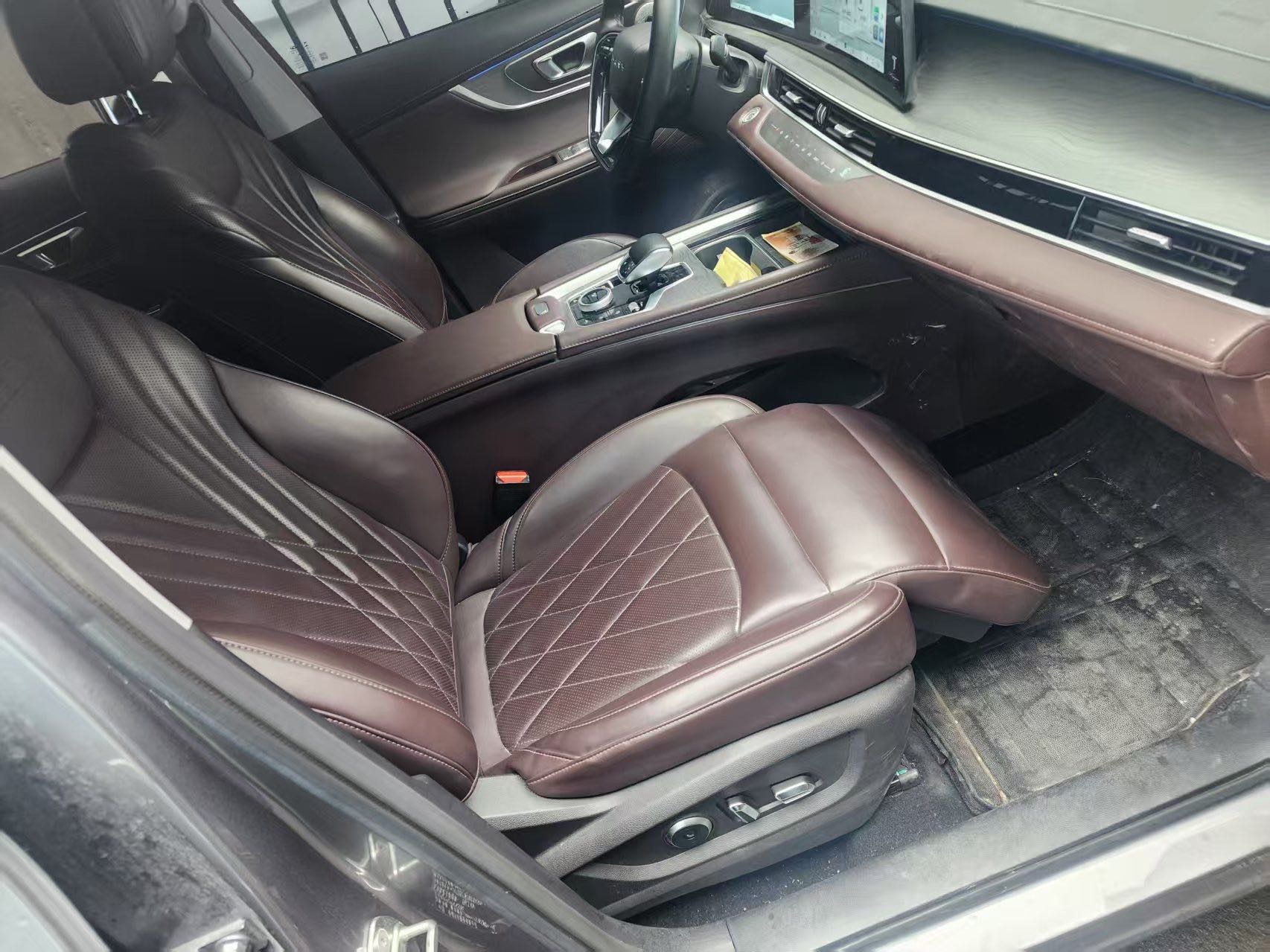 奇瑞 2024款 瑞虎8 PRO 1.6T 290T 冠军版两驱巅峰版7座