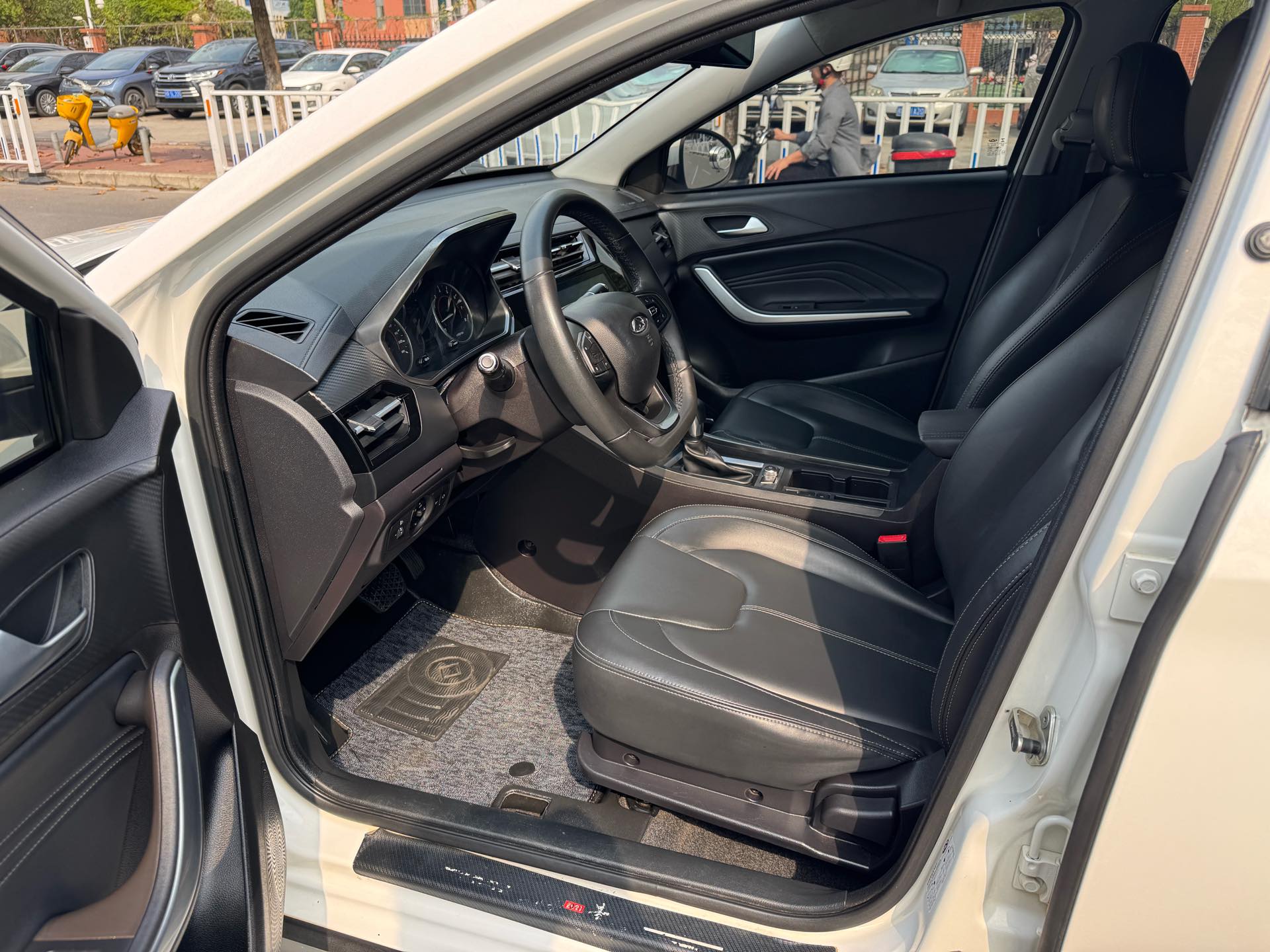 Chery 2021 Tiggo 3x PLUS 1.5 CVT Tongkuai Hongzao Edition