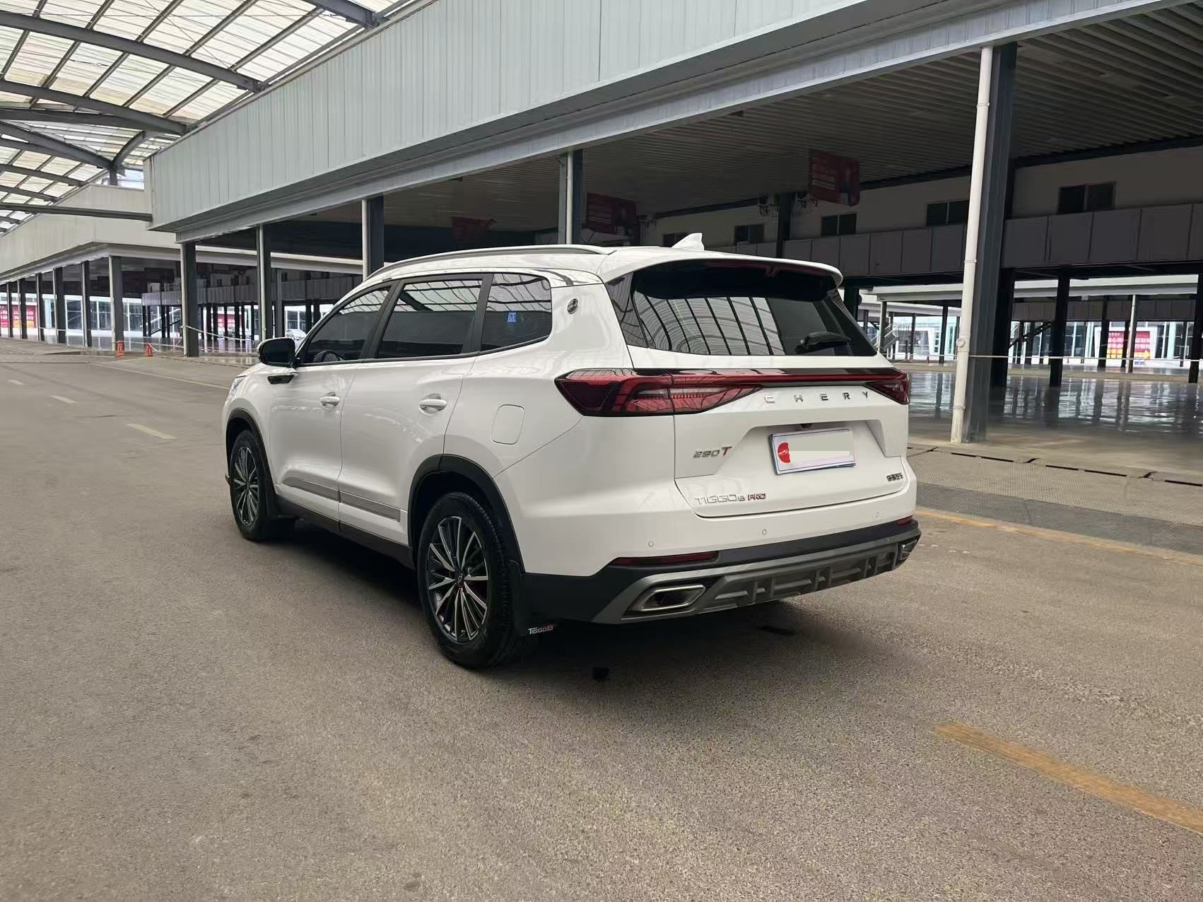 奇瑞 2025款 瑞虎8 PRO 1.6T 290T 两驱豪华版
