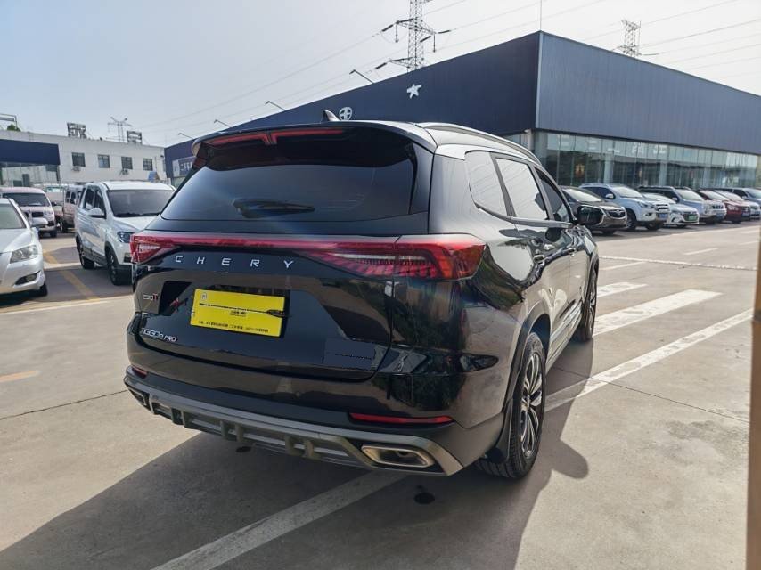 奇瑞 2025款 瑞虎8 PRO 1.6T 290T 两驱豪华版