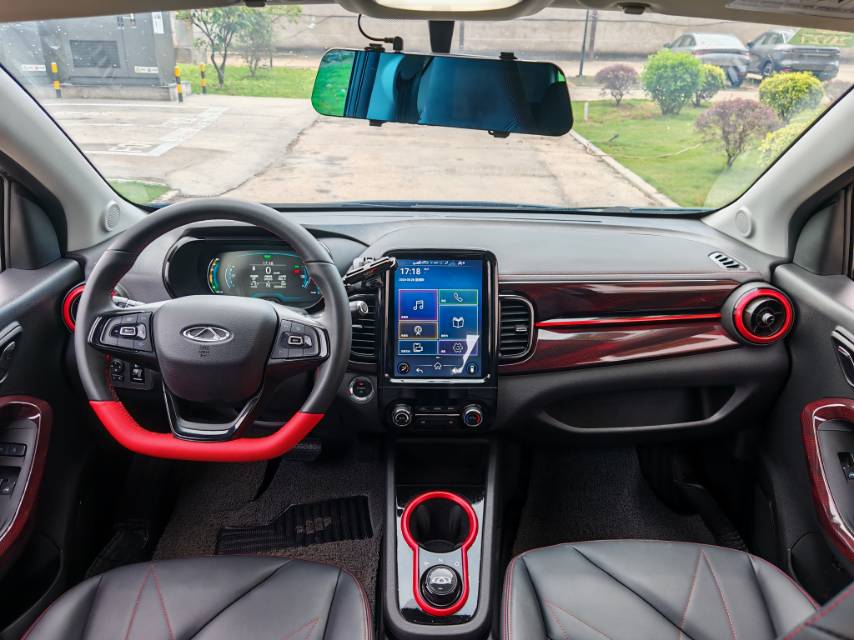 Chery 2022 eQ1 Sweet Pink Micro Sugar Edition LFP 30kW 301km (Facelift)