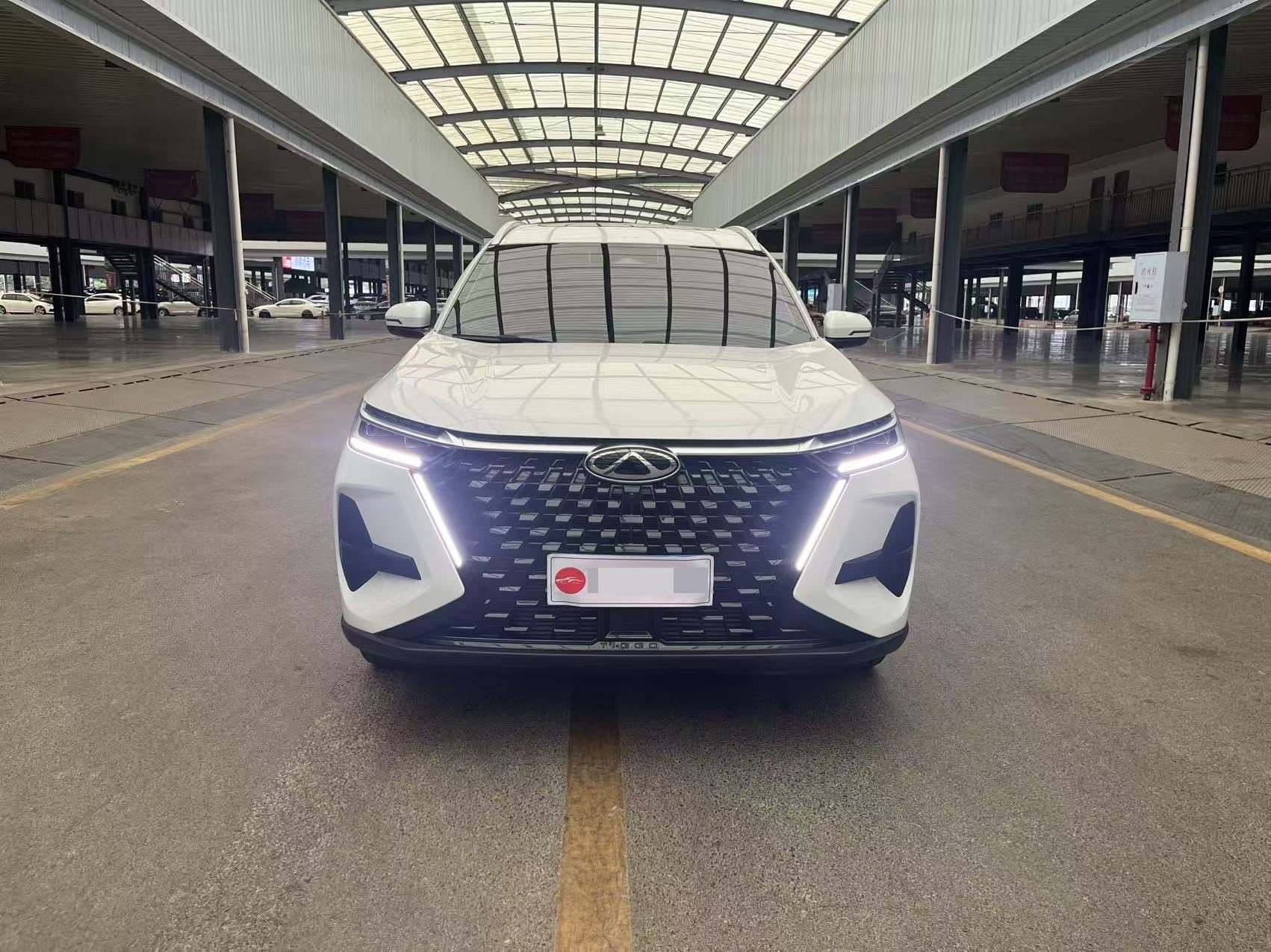 奇瑞 2025款 瑞虎8 PRO 1.6T 290T 两驱豪华版