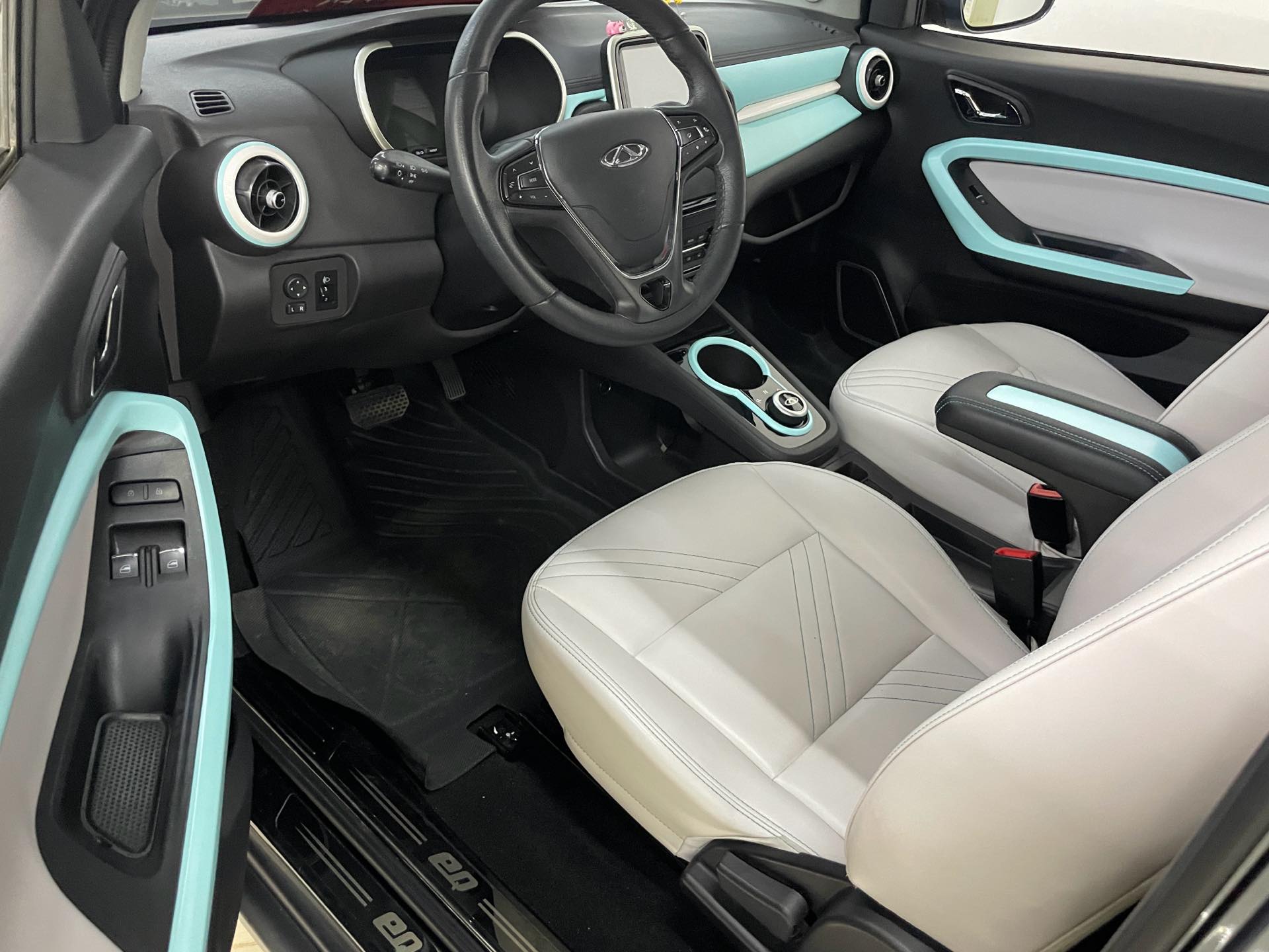 Chery 2021 eQ1 200,000 Ant Powder Edition Caiqi Edition Ternary Lithium 301km