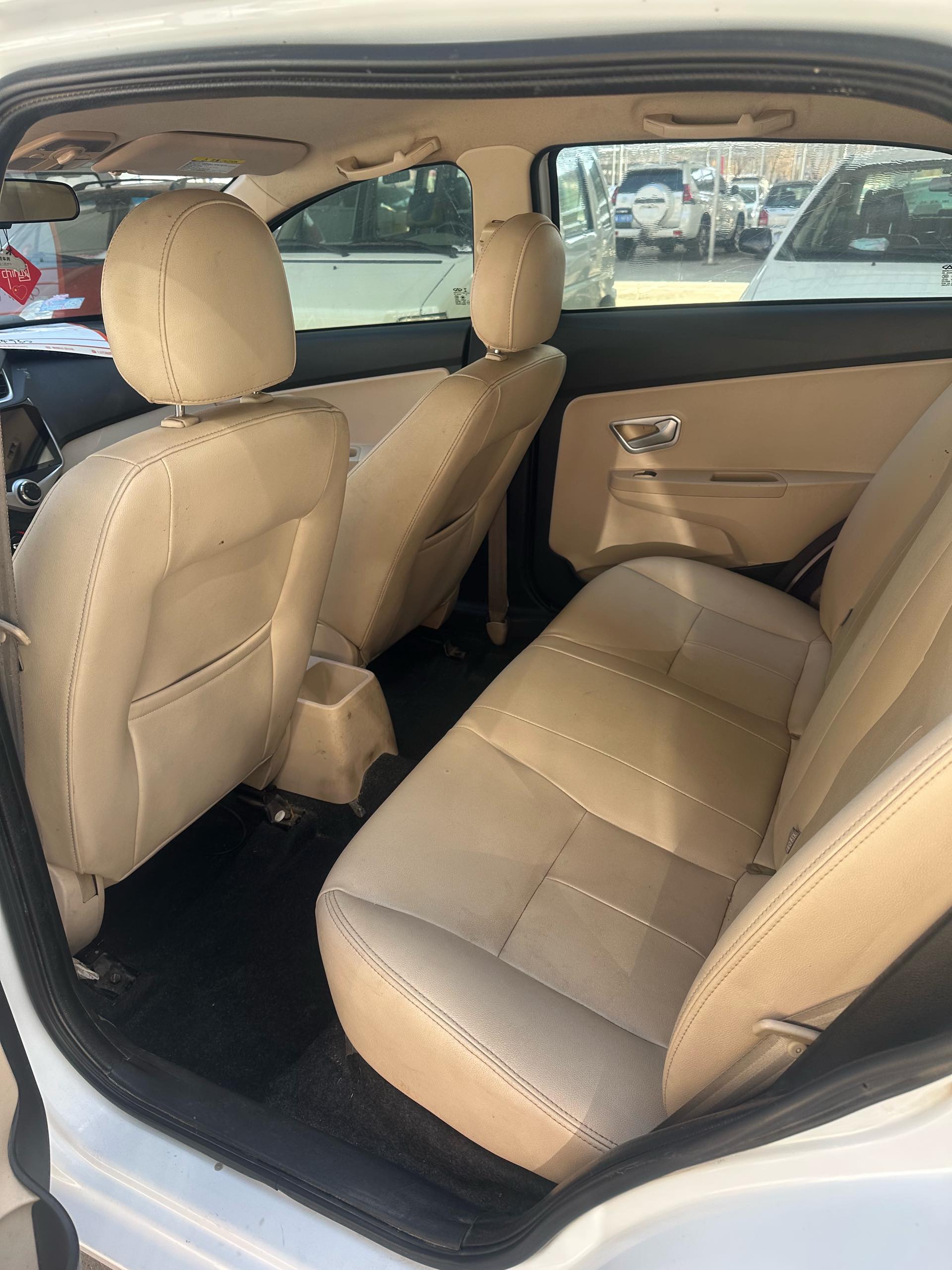 Chery 2016 Fengyun 2 Hatchback 1.5 Super Value Edition
