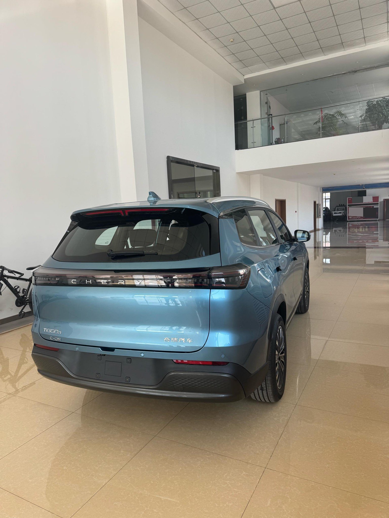 奇瑞 2025款 瑞虎8 PLUS C-DM 1.5T 90KM尊贵型5座