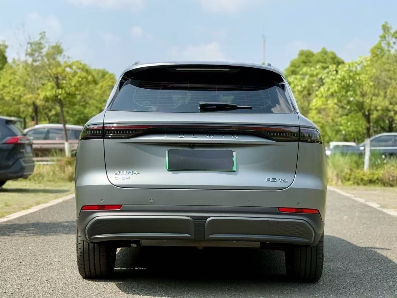 奇瑞 2024款 风云T9 C-DM 1.5T 120 长续航版旗舰型7座