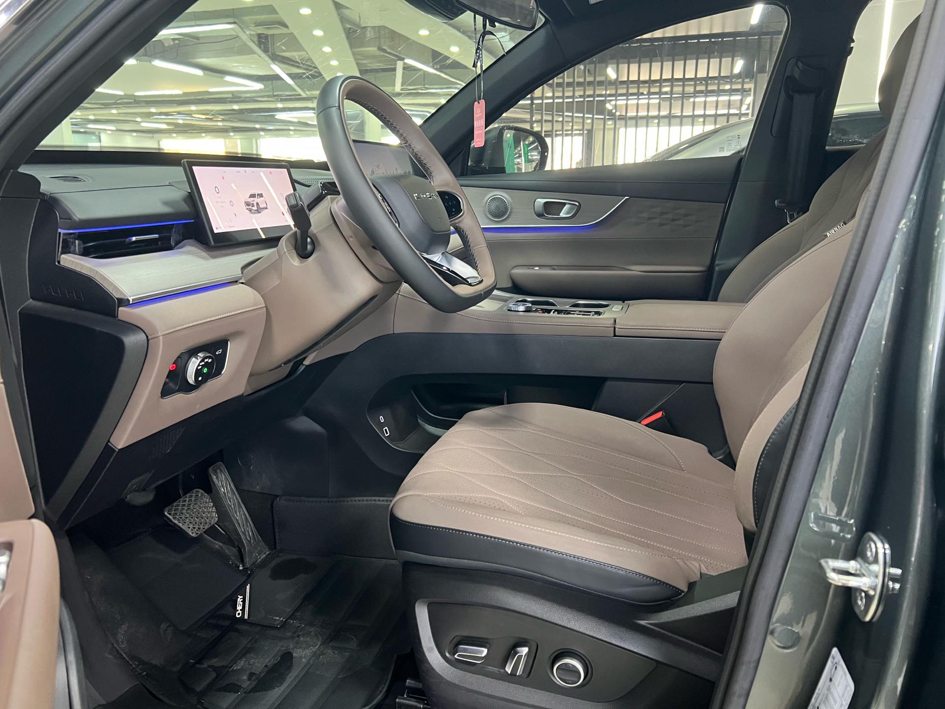 Chery 2025 Tiggo 8 PLUS 1.6TGDI 290TGDI Premium