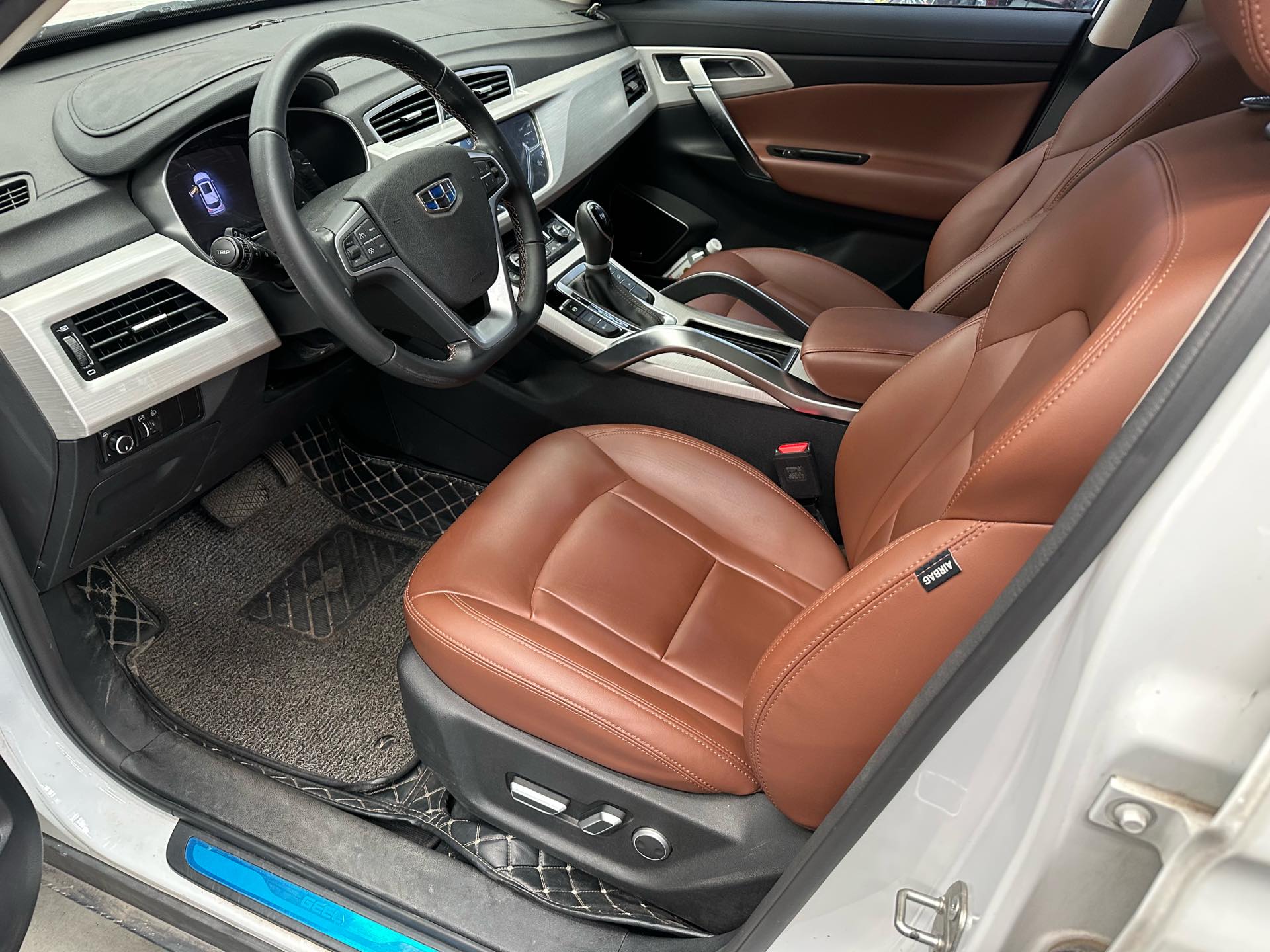 Geely 2018 Boyue 1.8TD Two-Wheel Drive Sport Smart Premium