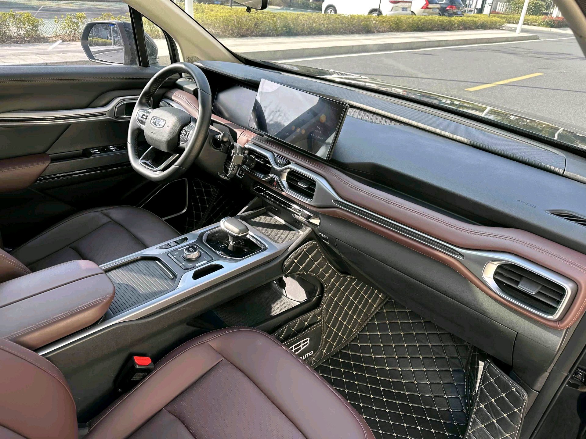 Geely 2022 Haoyue 1.8TD Luxury 7-Seater