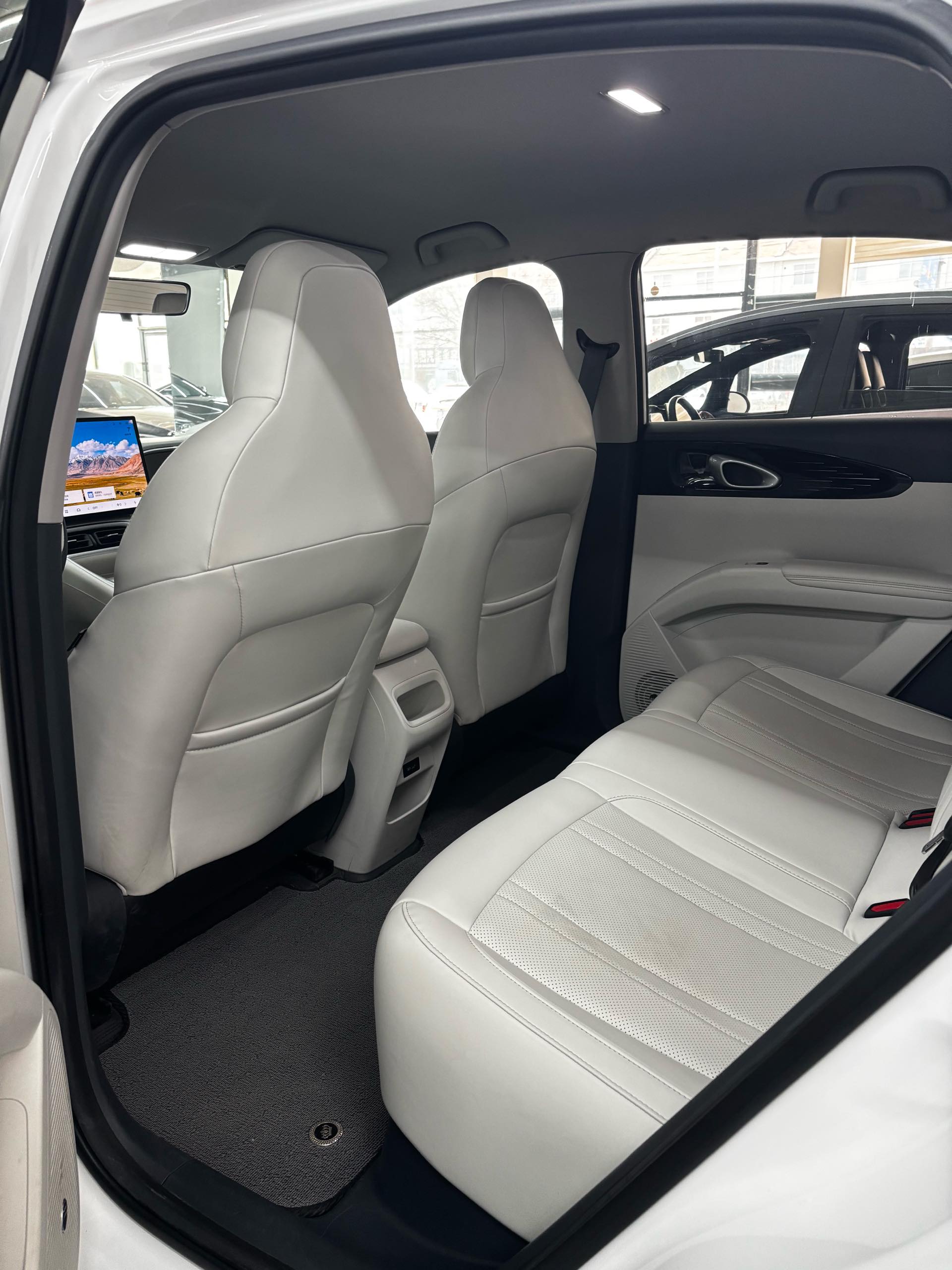 Geely 2025 Xingyuan UP 410km Explorer Edition