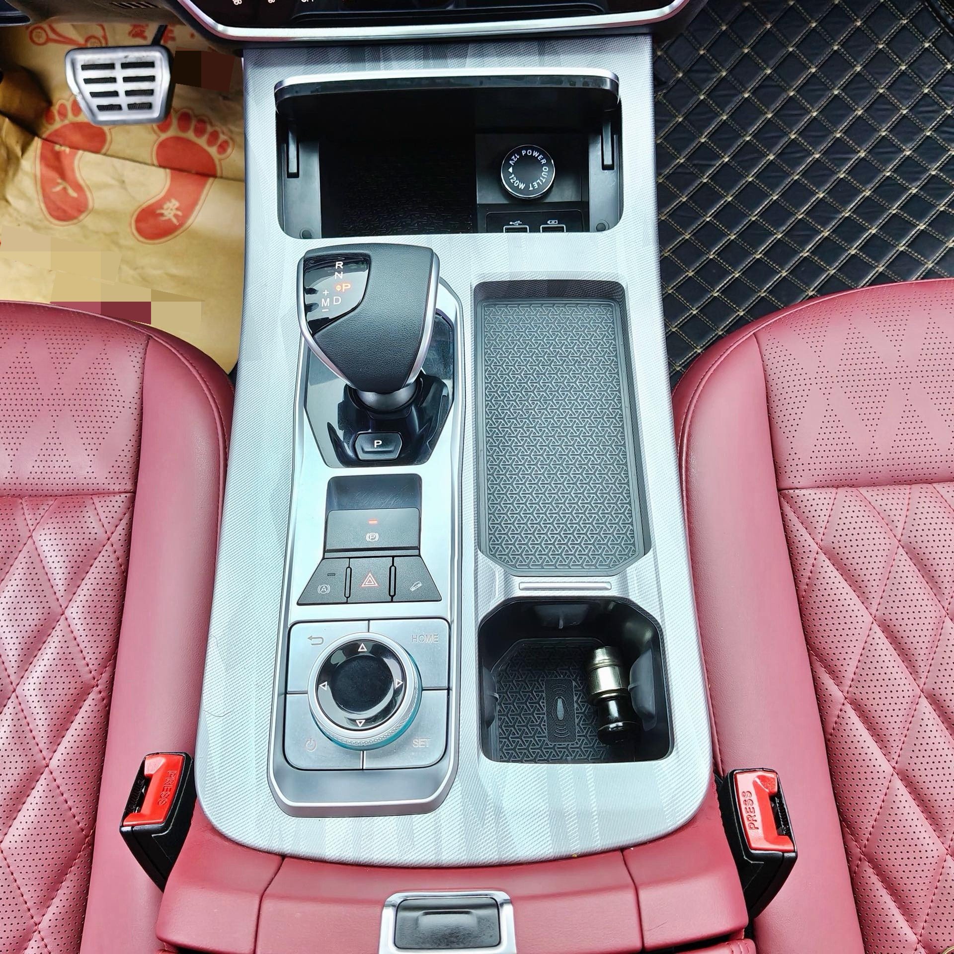 JETOUR 2023 X70 PLUS 1.5T Yongzhe 7-Seater