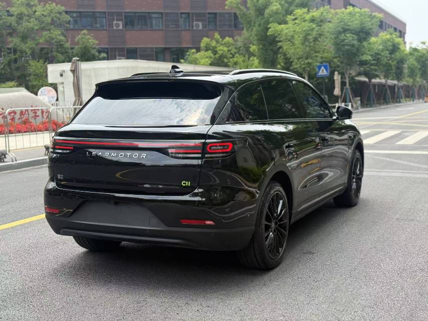 Leapmotor 2023 C11 580 Performance AWD