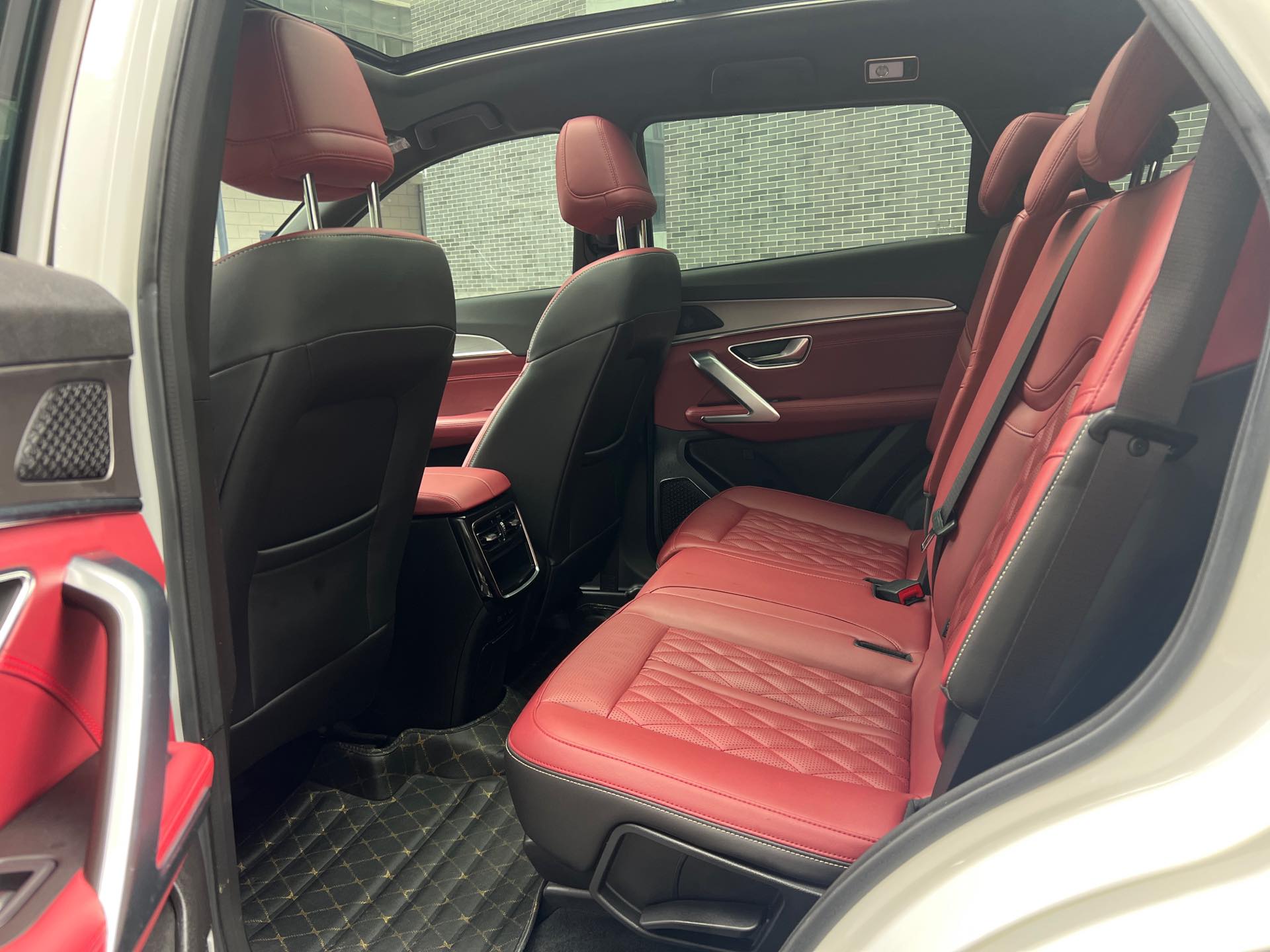 JETOUR 2023 X70 PLUS 1.5T Ziqiang PRO 7-Seater