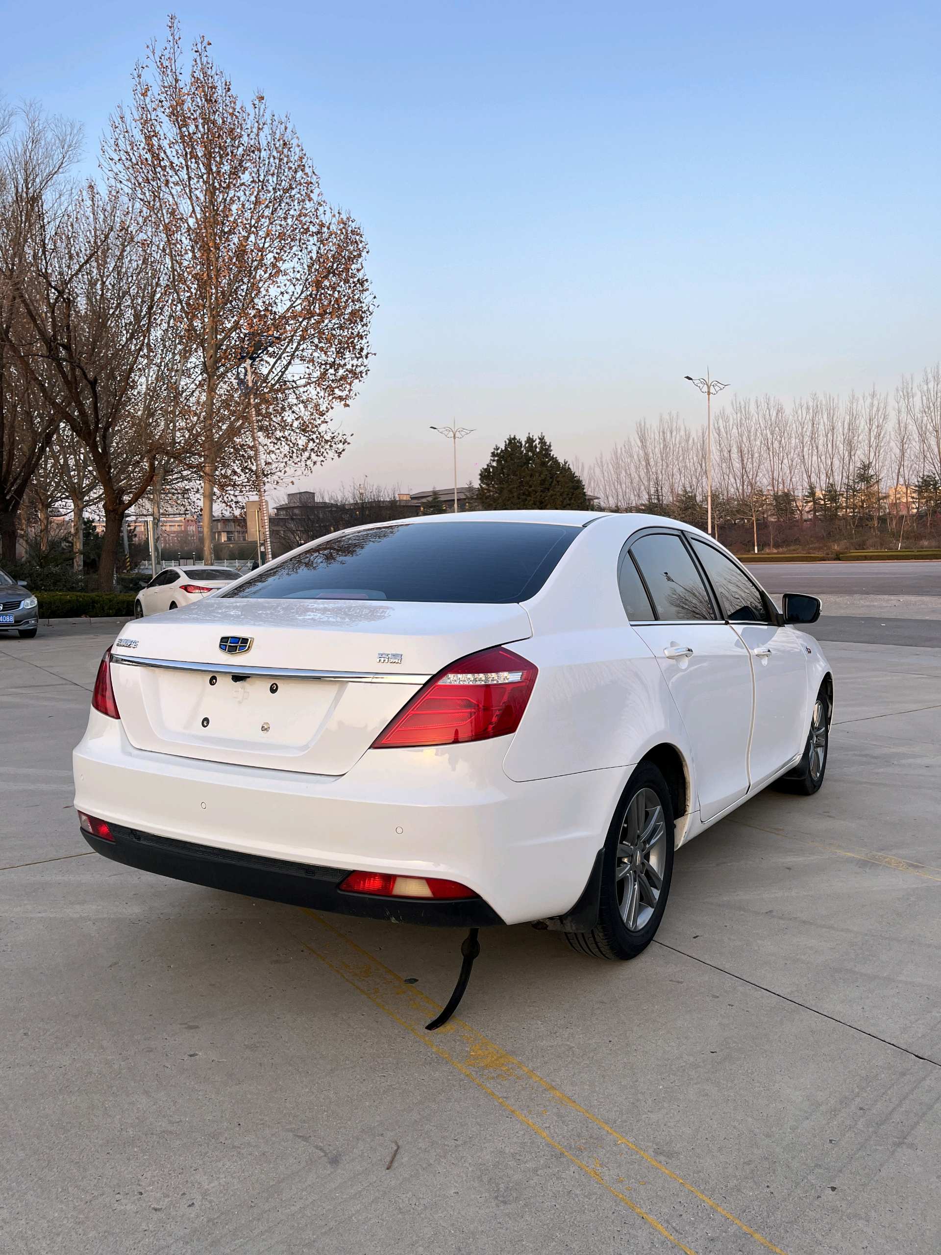 Geely 2017 Emgrand Sedan 1.5 Million Edition Fashion