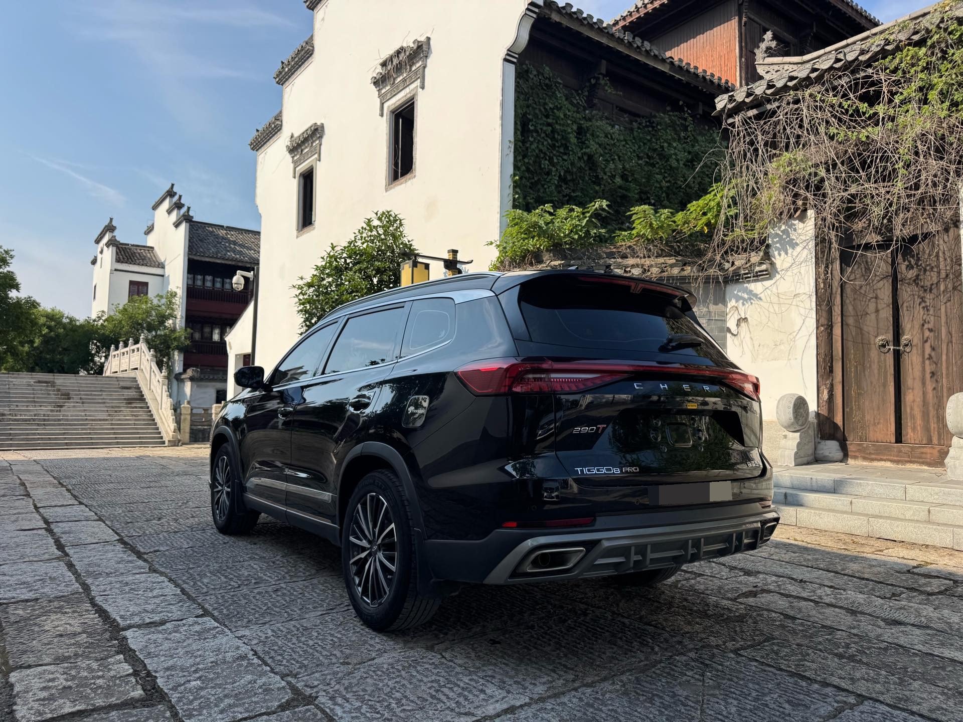 奇瑞 2022款 瑞虎8 PRO 1.6T 290T 两驱浩瀚版5座