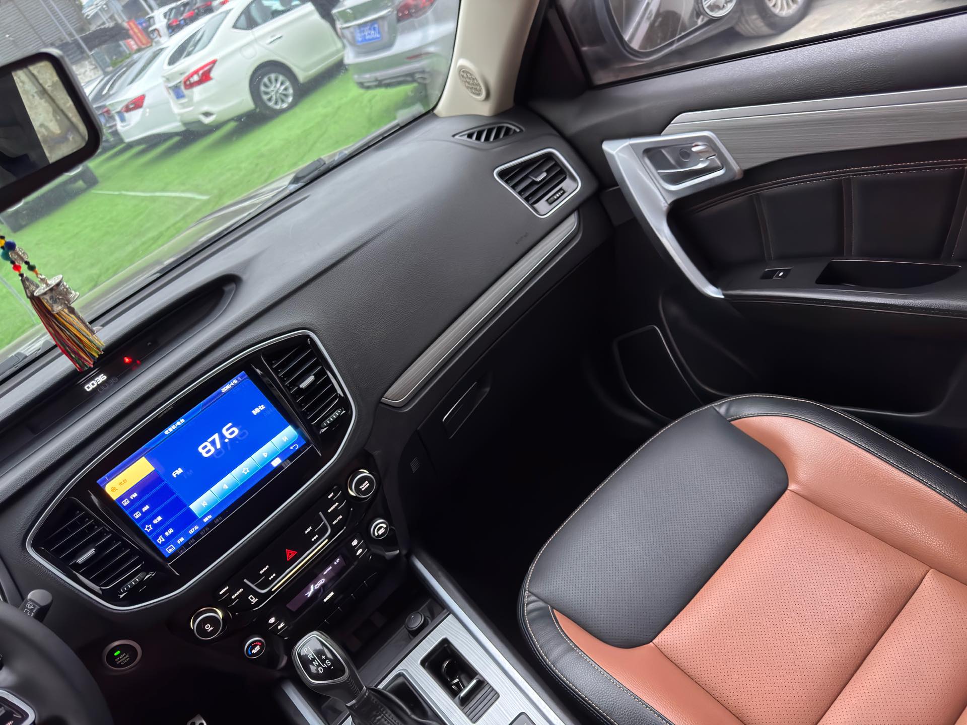 Geely 2016 Vision SUV (X6) 1.3T CVT Luxury
