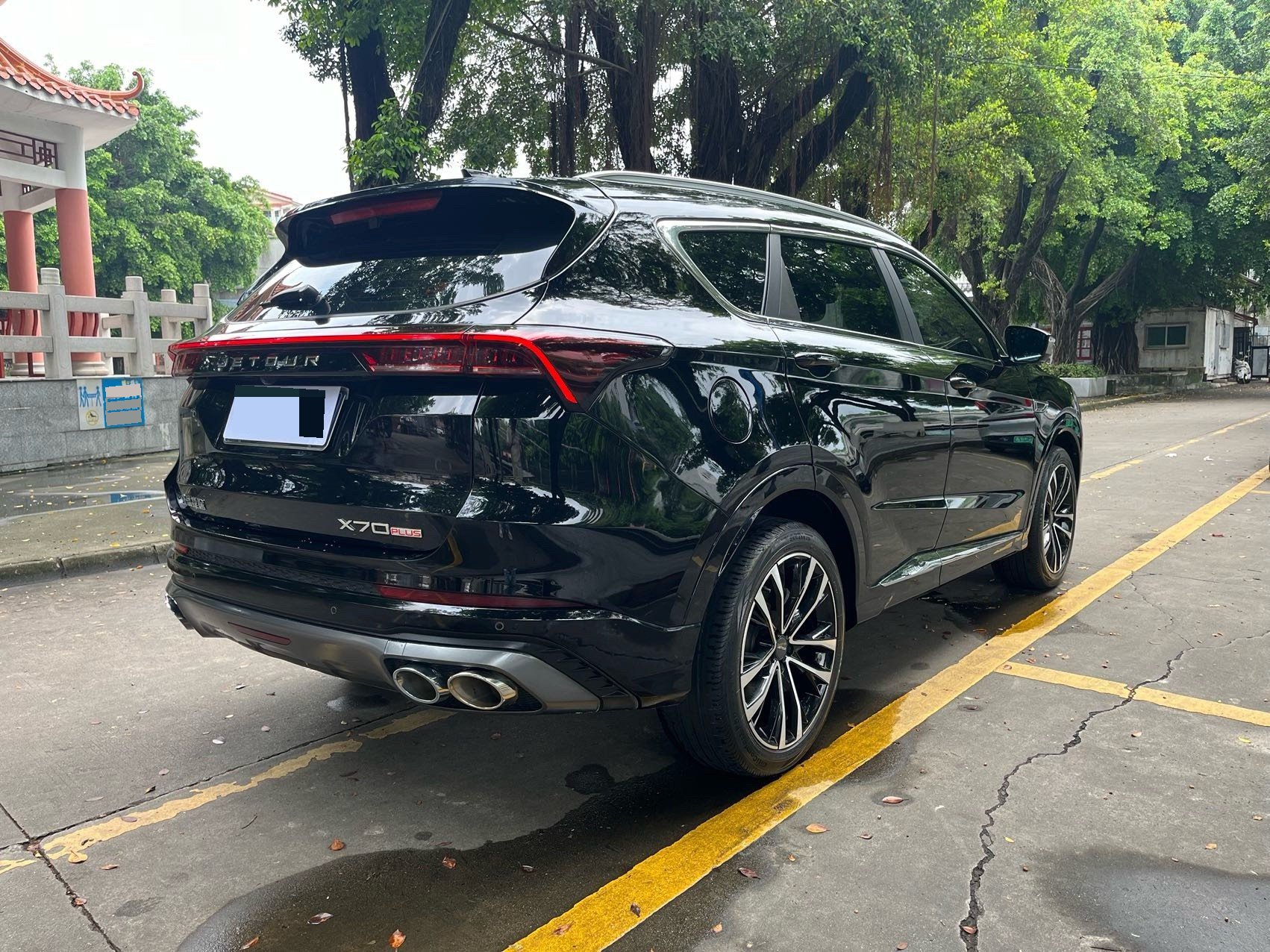JETOUR 2023 X70 PLUS 1.6T Stronger PRO+ 5-Seater