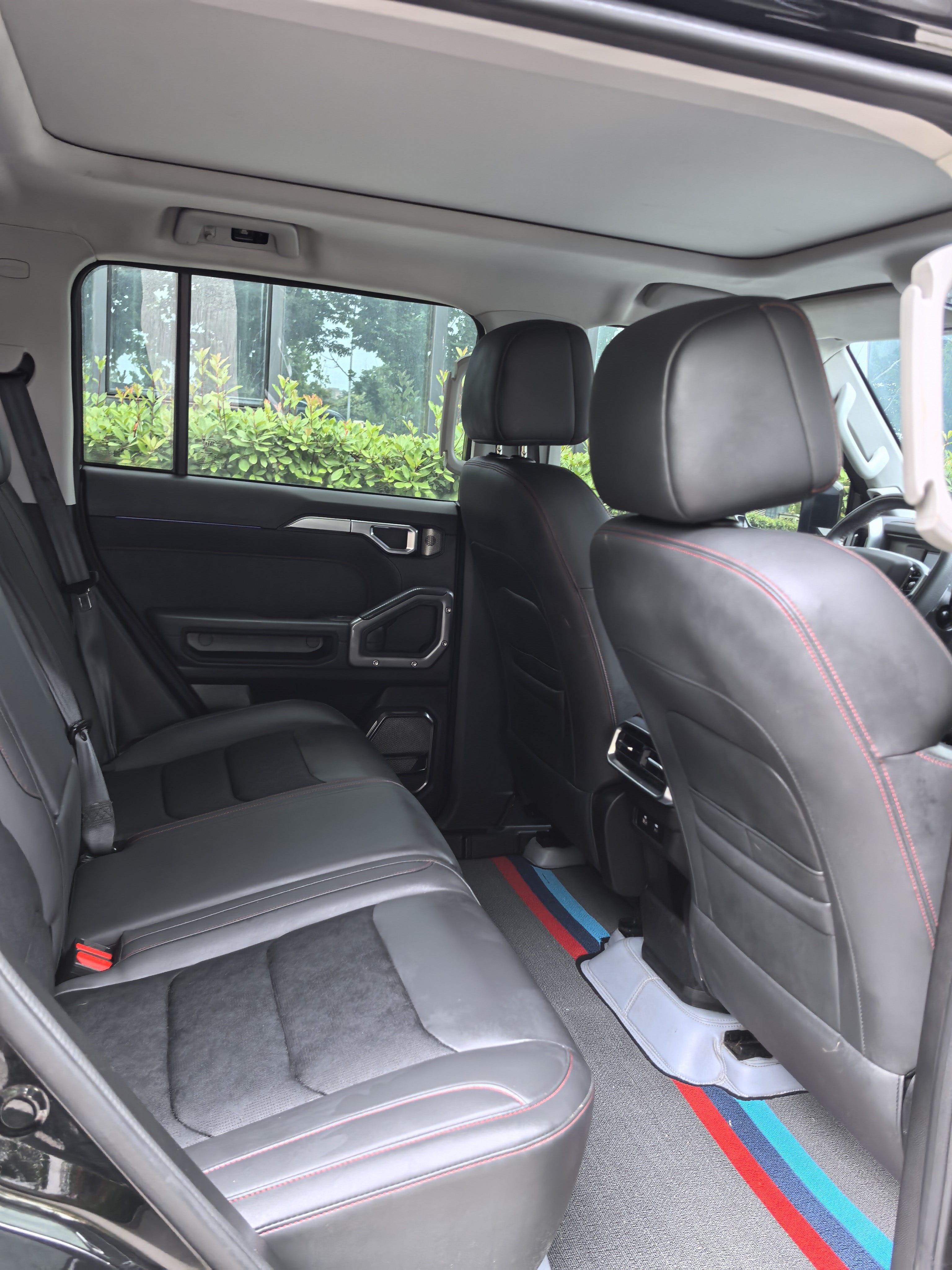 JETOUR 2024 Traveler 2.0T 4WD Cross PRO Entertainment Edition