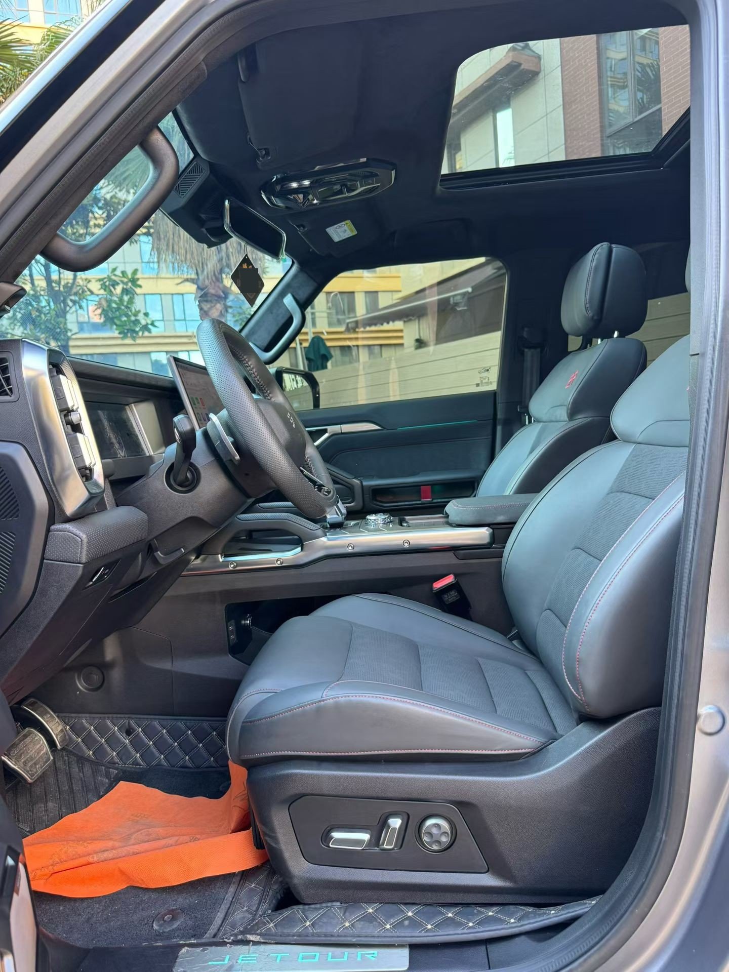JETOUR 2023 Traveler 2.0T 4WD Conquest PRO
