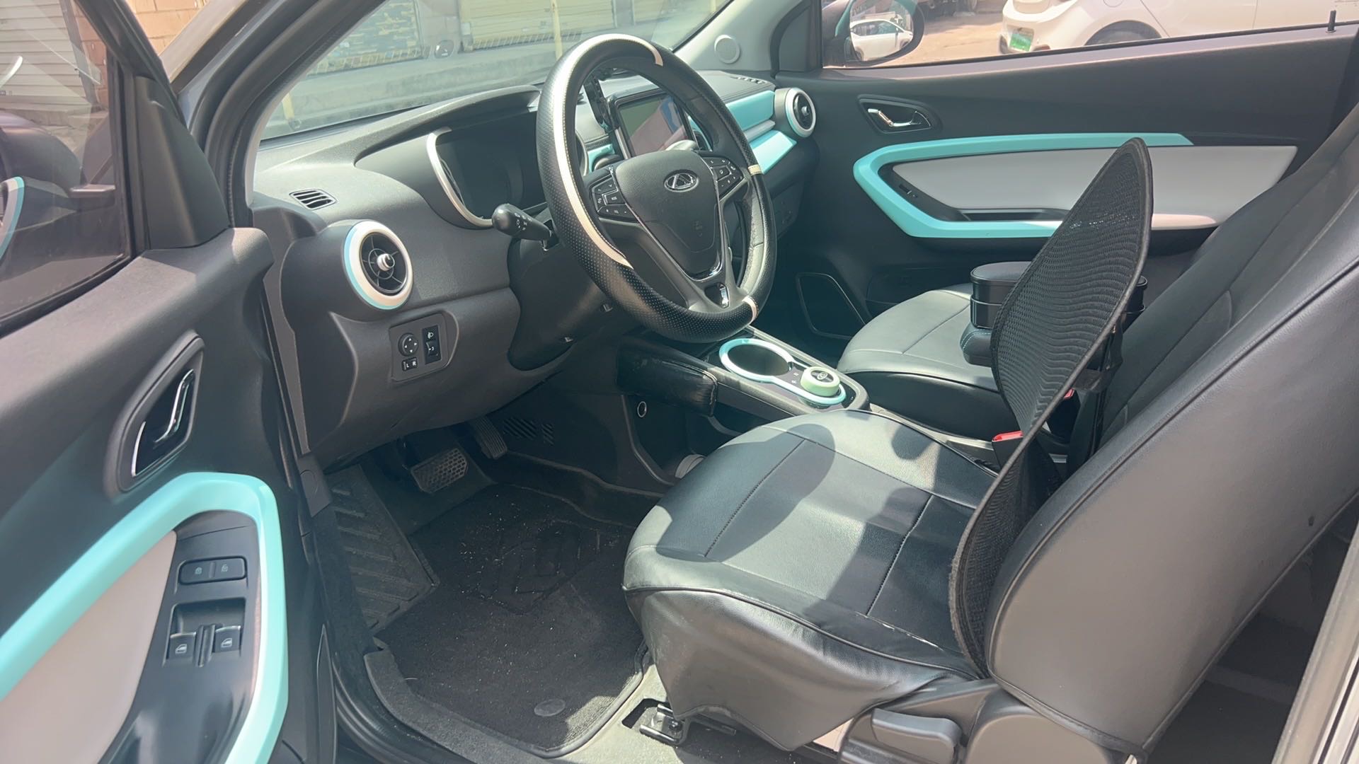 Chery 2021 eQ1 20万蚁粉款 元气版 三元锂 408km