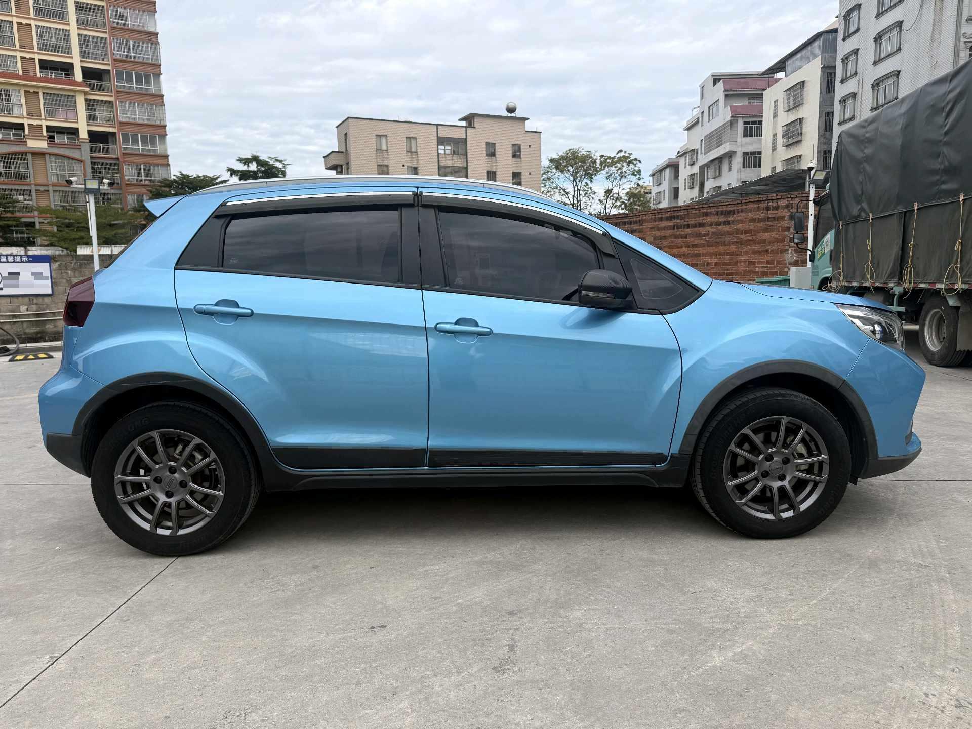 Geely 2021 Vision X3 PRO 1.5 CVT Premium