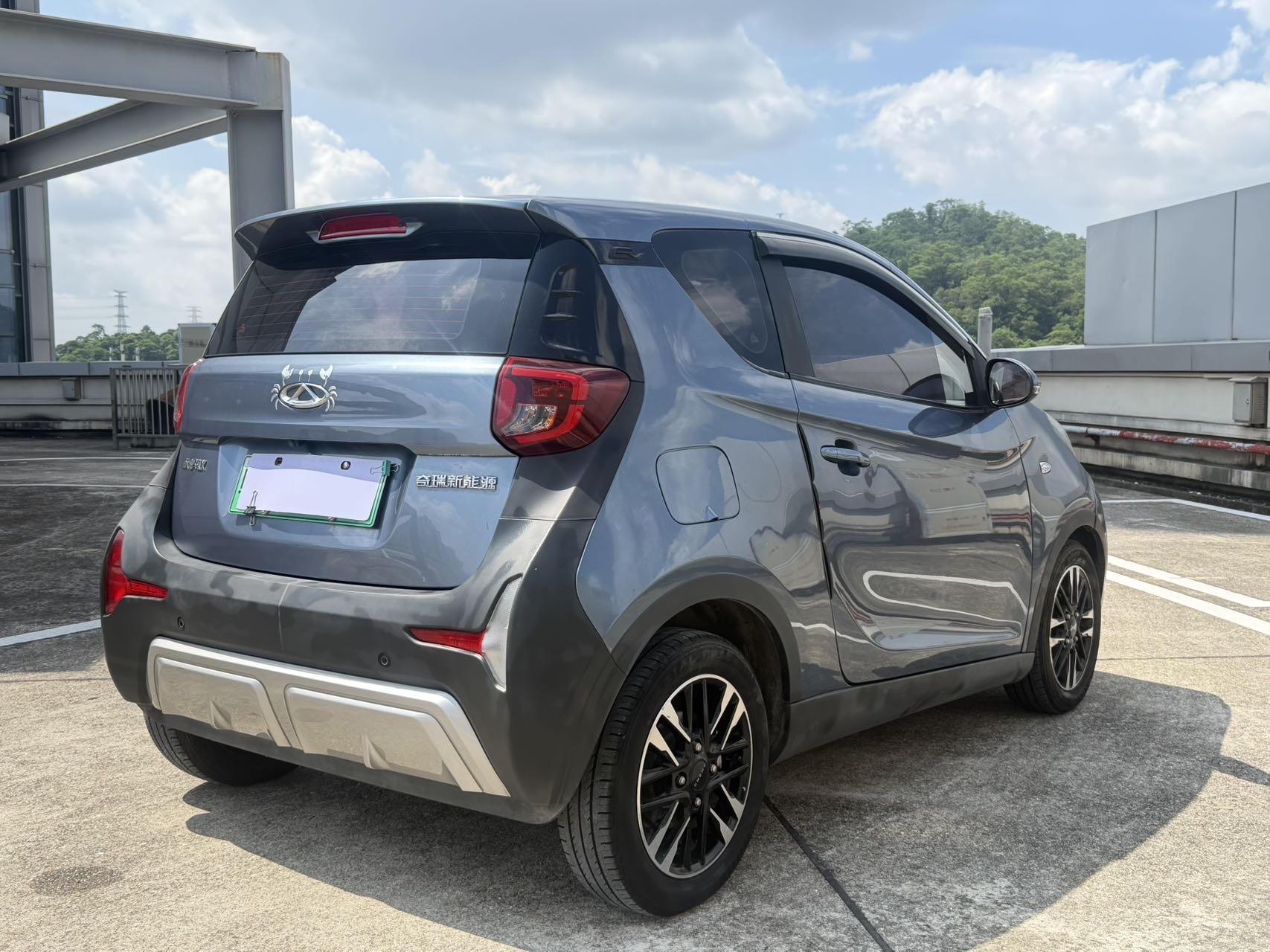 奇瑞 2022款 eQ1 甜粉款 半糖版 磷酸铁锂 30kW 301km