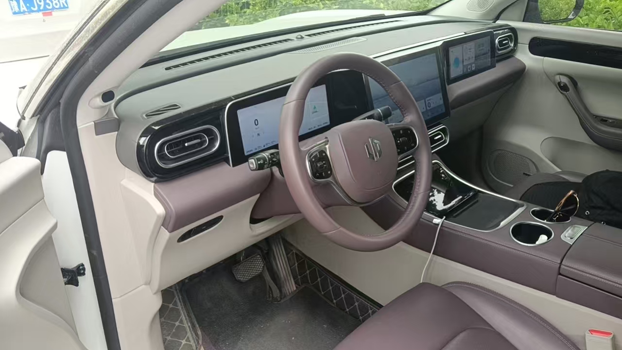 零跑 2023款 C11 180 舒享版