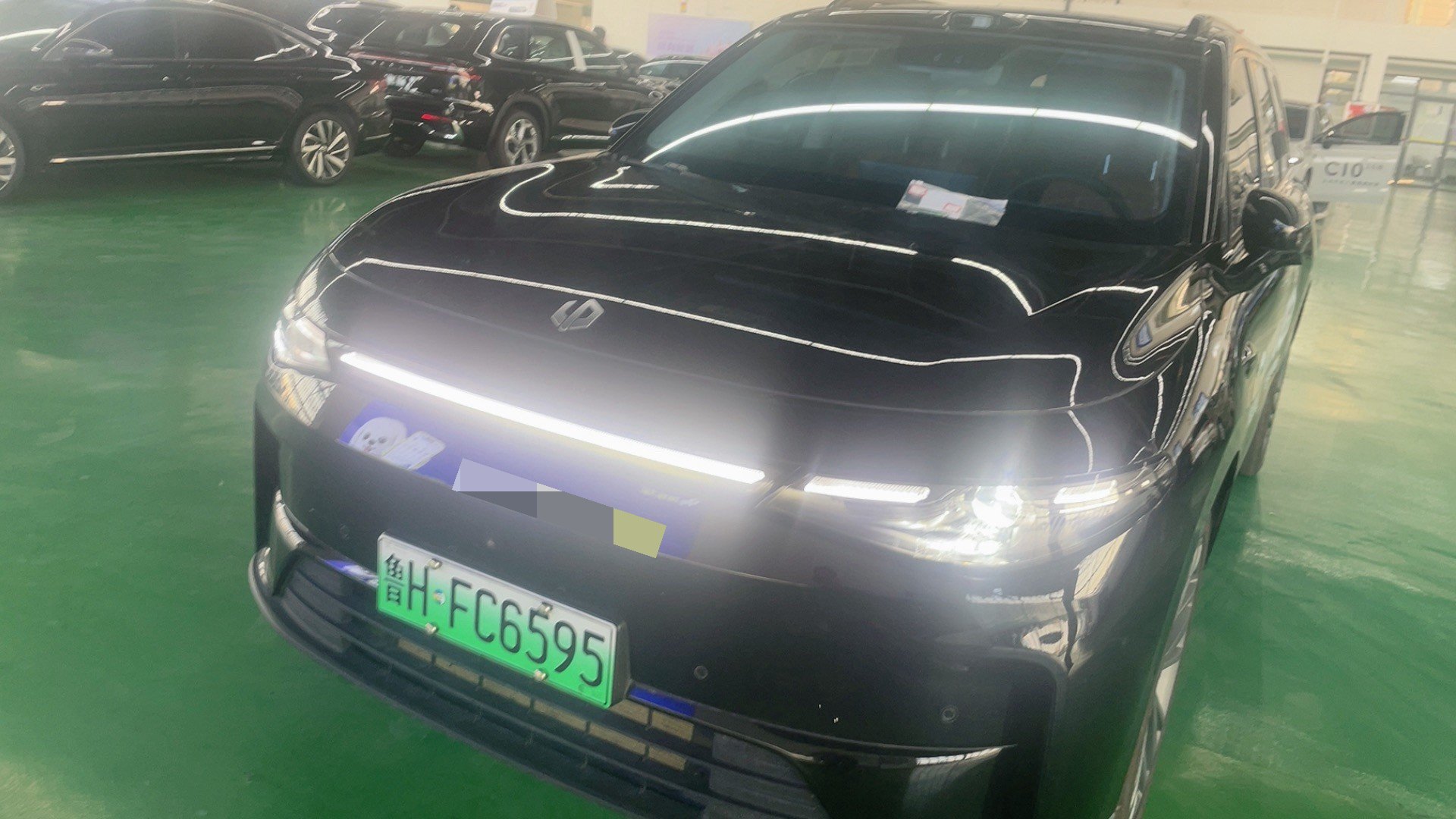 Leapmotor 2026 C16 280 LiDAR Zhizun Edition 6-Seater