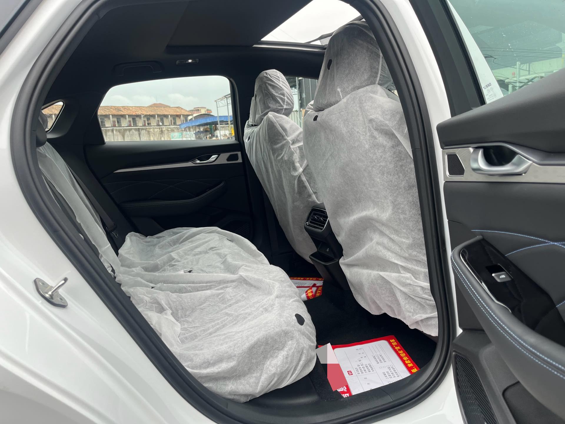 Geely 2026 Xingrui 1.5TD Dongfang Yao Kunlun Edition