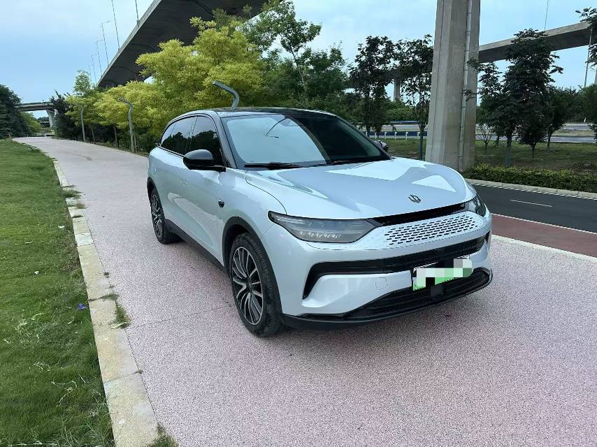 零跑 2023款 C11 180 舒享版