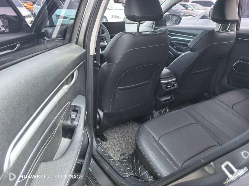 Geely 2022 Emgrand Sedan 1.5 CVT Premium