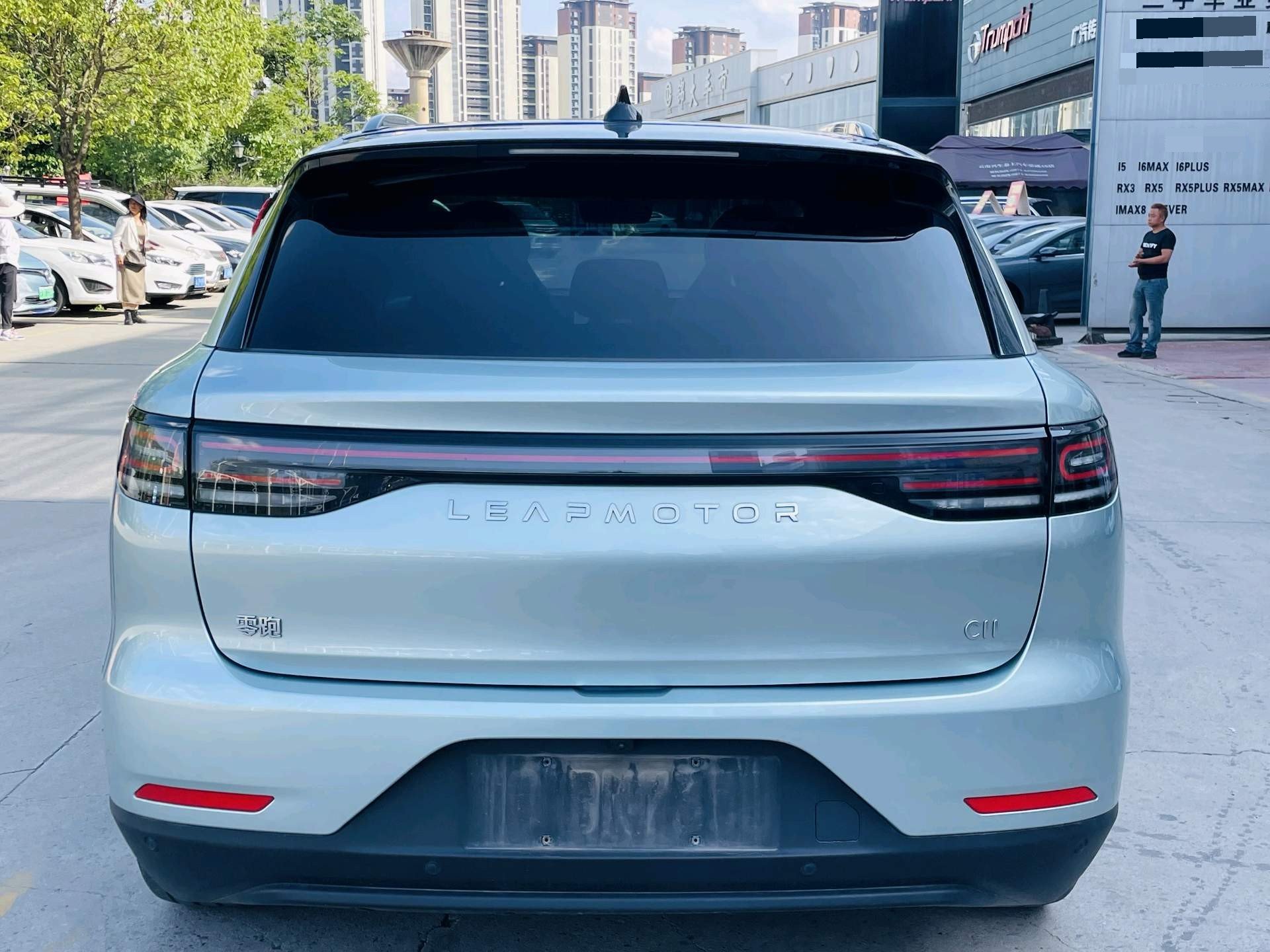 零跑 2023款 C11 500 舒享版