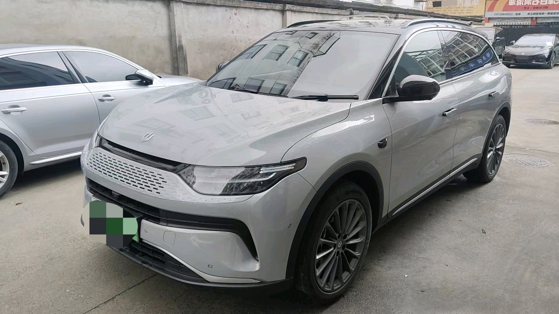 零跑 2024款 C11 300 尊享版