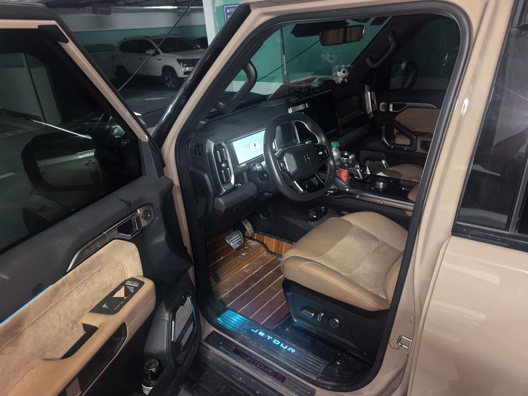JETOUR 2023 Traveler 2.0T 4WD Conquest PRO